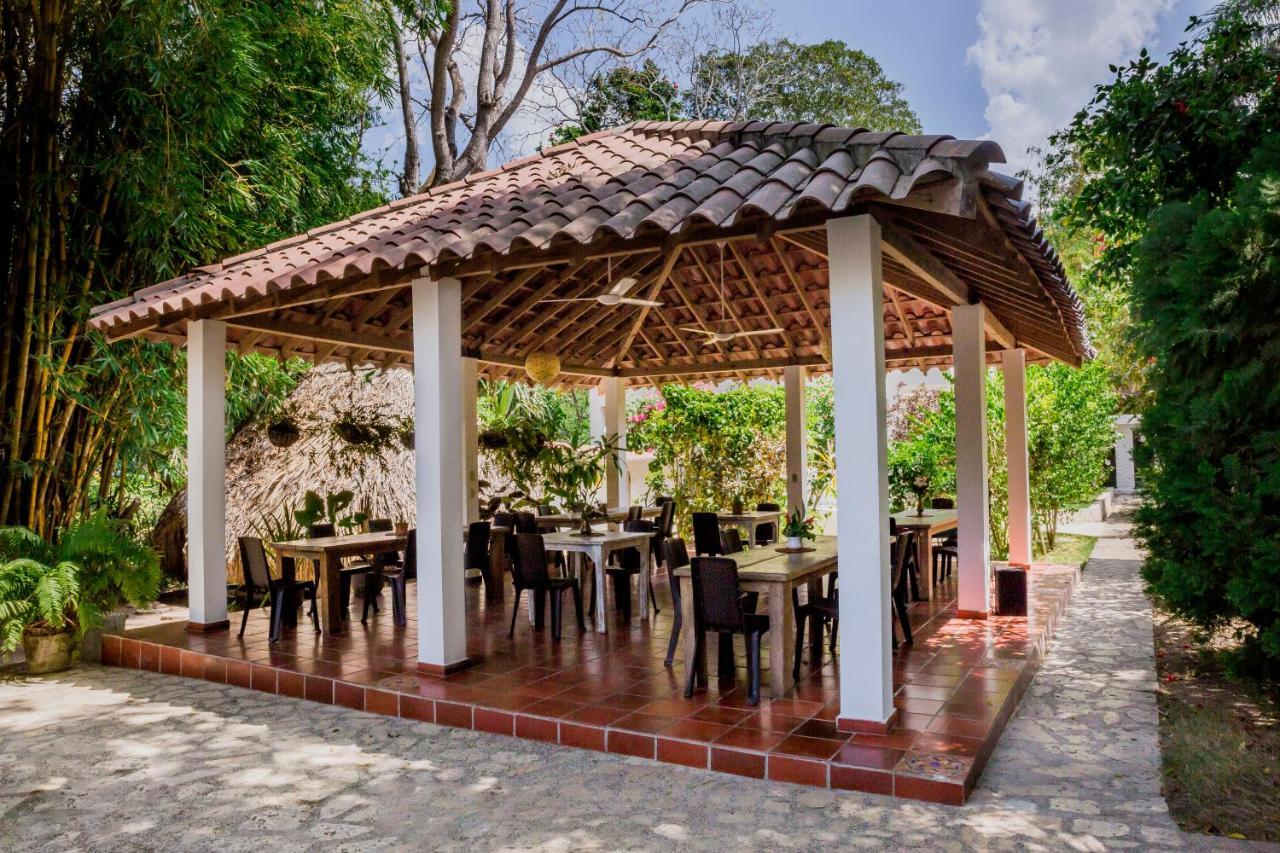 Hotel Restaurante Selva Negra Turbaco ภายนอก รูปภาพ